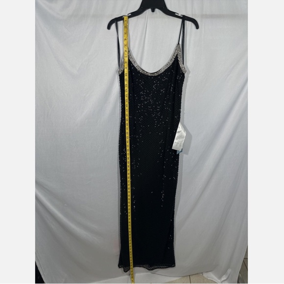 NWT $398 Mac Duggal [ 8 ]‎ Beaded Spaghetti Strap Column Gown Black - Picture 5 of 14
